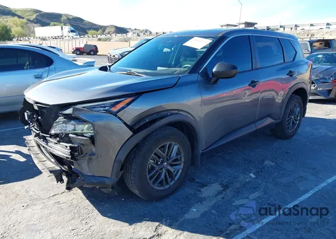 2021 Nissan Rogue S Fwd z USA, uszkodzony, nr VIN 5N1AT3AAXMC833115